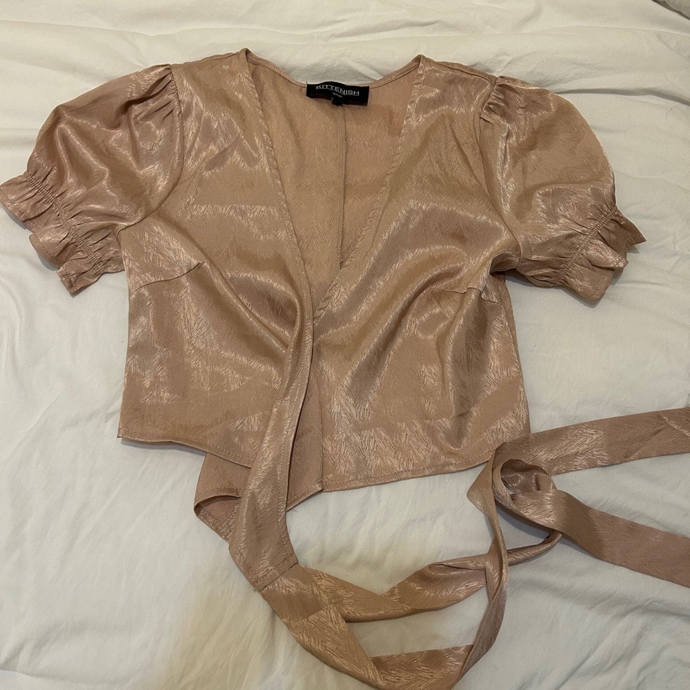Blush pink kittenish blouse with front tie